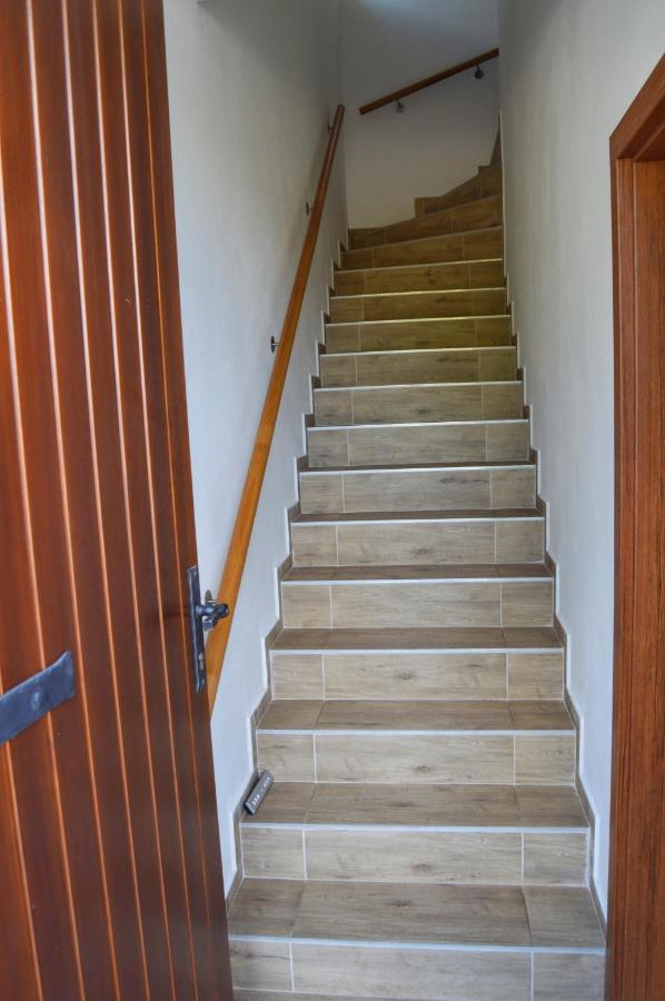 Nad Sklipkem V Satove Homestay Satov