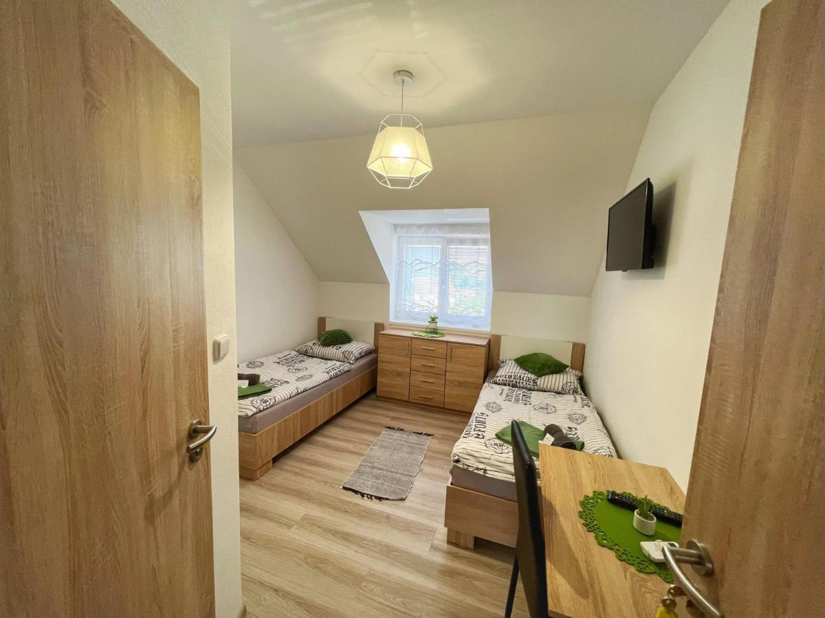 Nad Sklipkem V Satove Homestay Satov